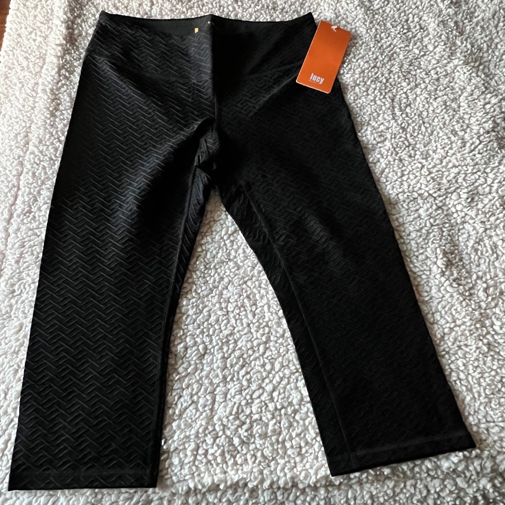 Lucy Studio Hatha Capri Legging Veneer Size L